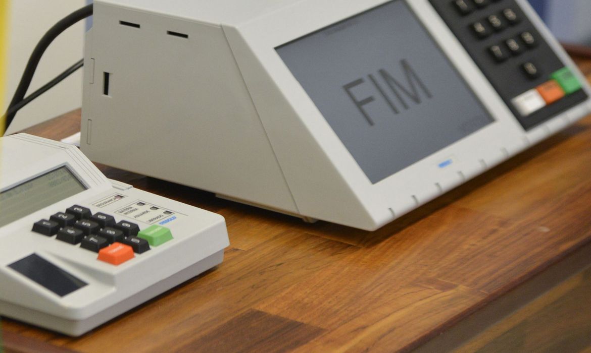 Faltam seis meses para as Eleições 2026 – confira quais cargos estarão em disputa