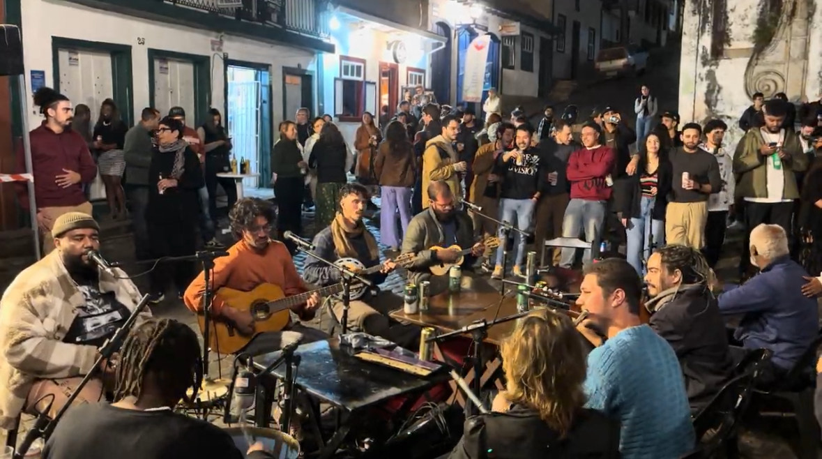 Samba do Marília leva samba de raiz ao Carnaval de Ouro Preto e fortalece parceria com a ESIM no Antônio Dias