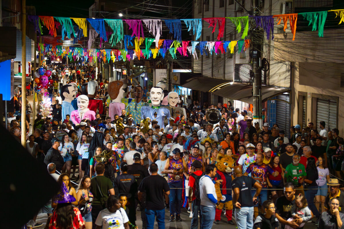 Meu Carnaval 2026: Itabirito celebra sete dias de folia e valorização dos artistas locais