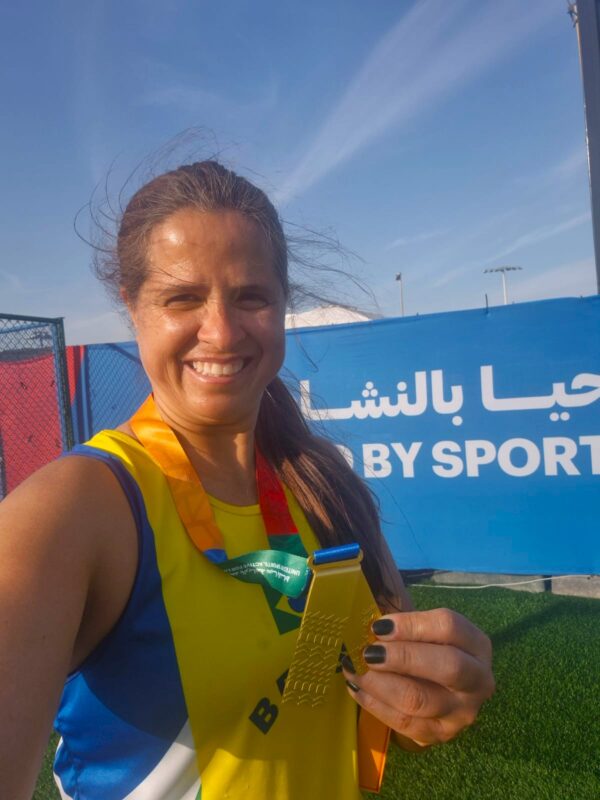 Atleta ouro-pretana Marinalva Brito é Ouro no lançamento de Dardo em competição mundial em Abu Dhabi