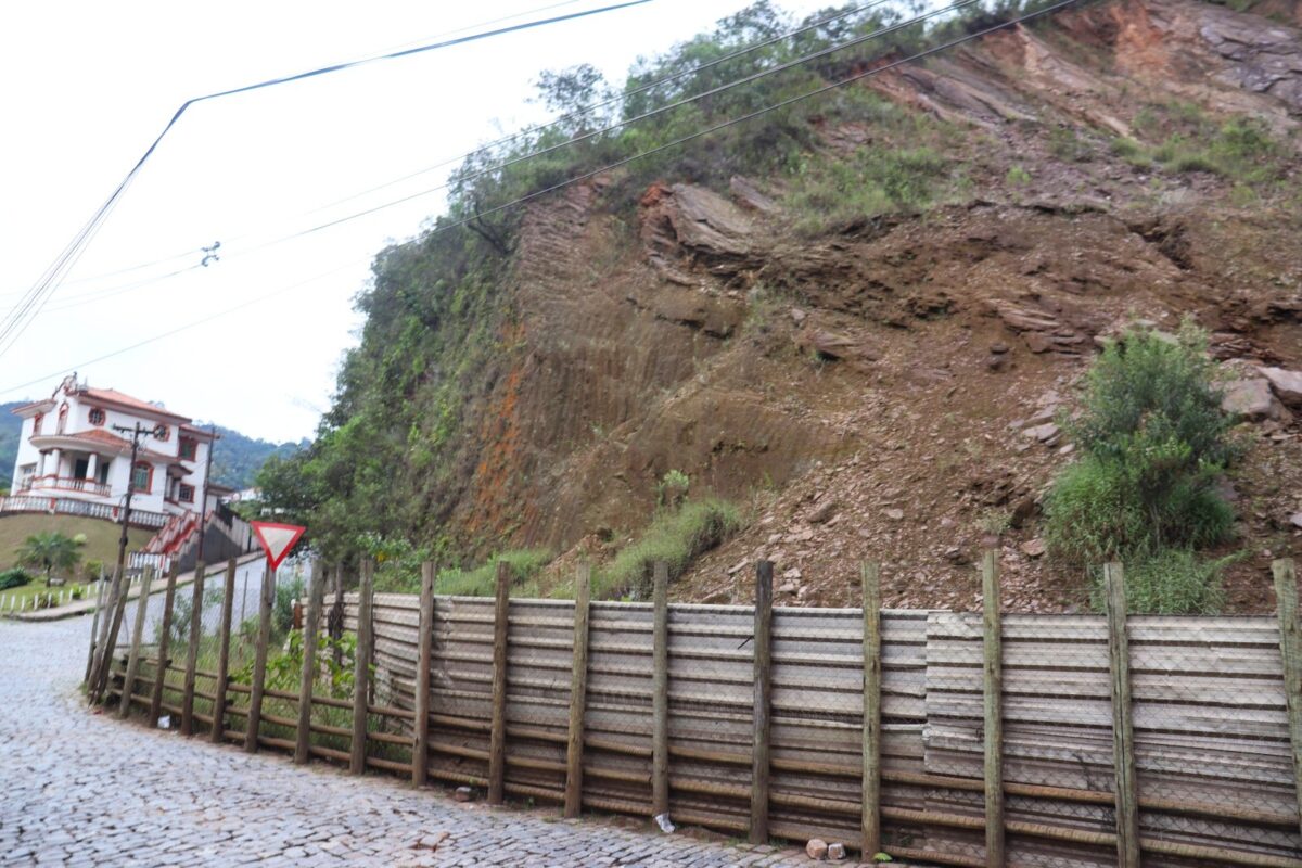 Obra do Morro da Forca tem 12 empresas interessadas